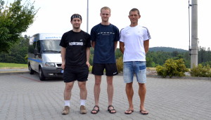 TRENÉRSKÝ TÝM BADMINTON SCHOOL: trojice Tomášů - Krajča, Voves a Mendrek
